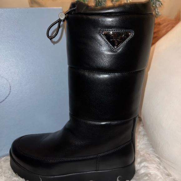 Prada women’s snowboots - Picture 5 of 9
